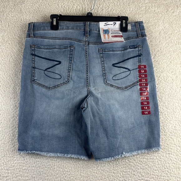 NWT Seven7 Womens Blue Denim Fray Hem Sunset Bermuda Shorts Size 14 - Picture 7 of 13
